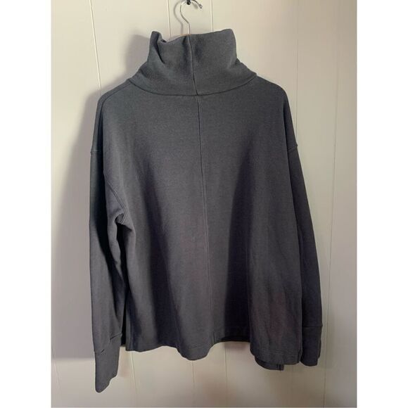 Peloton gray funnel neck sweatshirt, women's 1X - Picture 3 of 9
